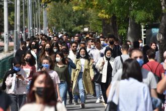 "Hastanemizde yoğun bakım doluluk oranı yüzde 90'ın üzerine çıktı, Omikron hafife alınmamalı"