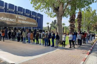 Kampüs ve yurtlarda vakalar artıyor, öğrenciler tedirgin | "Önlem alınmalı, yüz yüze eğitim sürmeli"