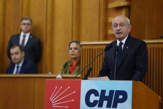 Kılıçdaroğlu, Parlamento muhabirleriyle bir araya geldi: "Evleri yıkılanlardan 5 kuruş istemeye kimsenin hakkı yok"