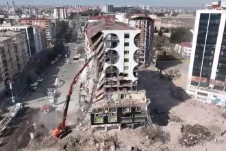 “Diyarbakır’da yıkımın nedeni; kolon kesme, zemin suyu, çıkma balkon, uygun malzeme kullanmama”