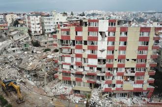 Hatay laboratuvarı ve AKP’nin boş arsa hayali