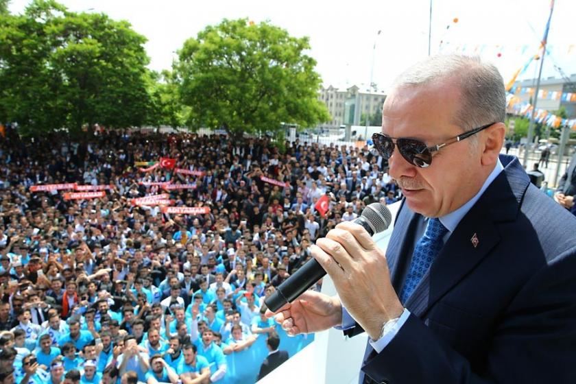 Erdoğan'ın 'Sıkılmadınız mı?' sorusu üzerine 'S I K I L D I K' TT oldu