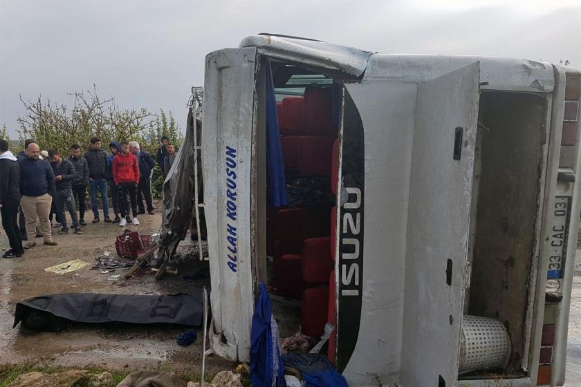 Tarım işçilerini taşıyan midibüs devrildi: 1 ölü, 16 yaralı