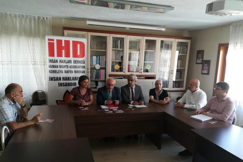 HDP’li Mithat Sancar’dan anneler için Meclise çağrı