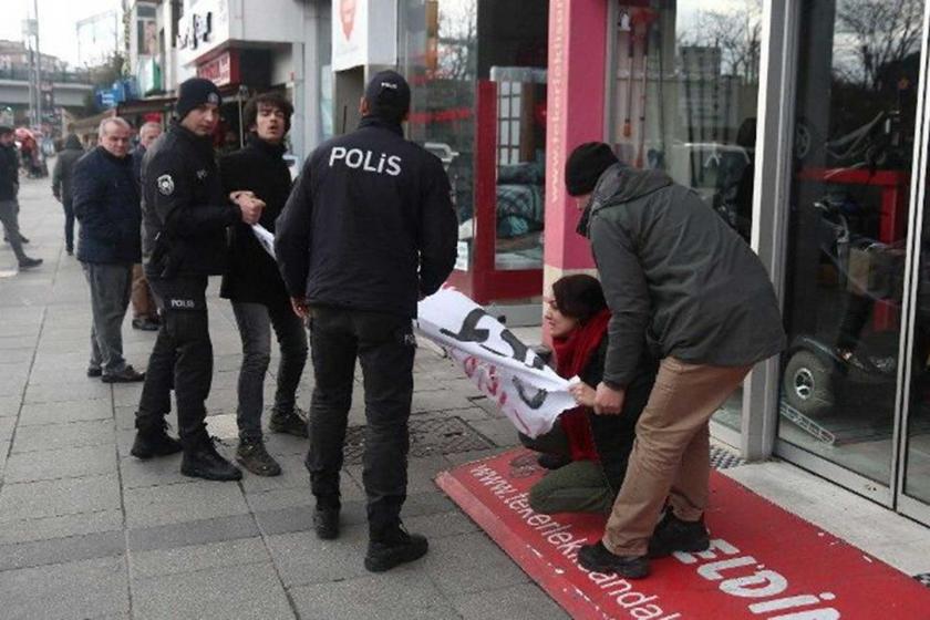 AKP önündeki "Kanal İstanbul" eylemine polis müdahalesi: 3 kişi gözaltında