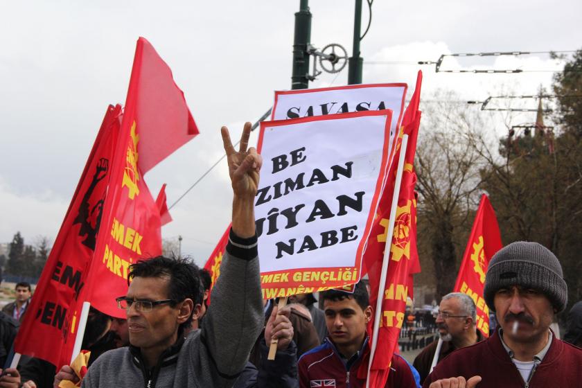 Dünya Anadili Günü'nde çağrı: Kürtçe yasal statüye kavuşturulmalı