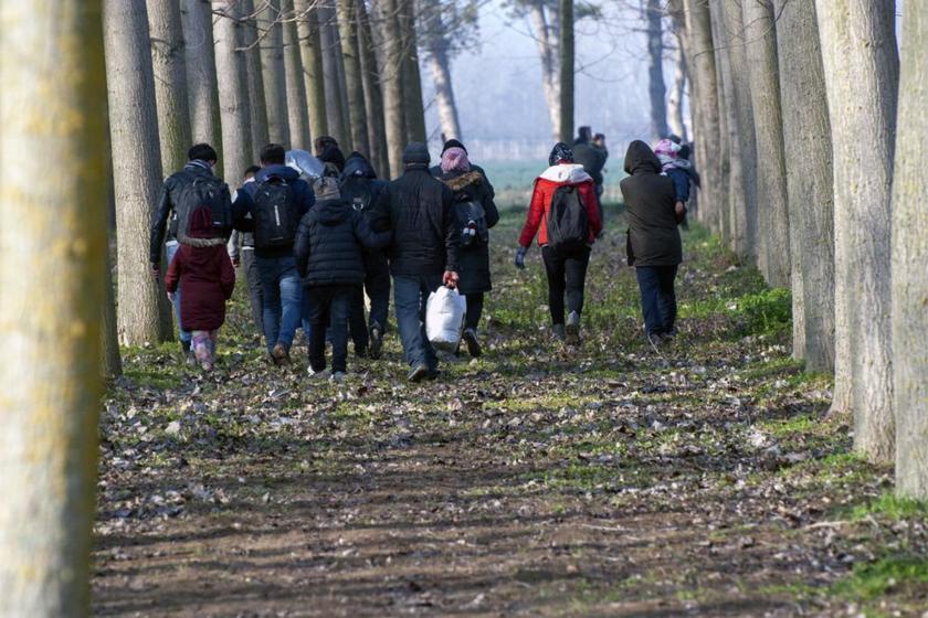 Yunanistan devrimcileri: Mültecilere değil milliyetçilere ve savaşa blokaj!