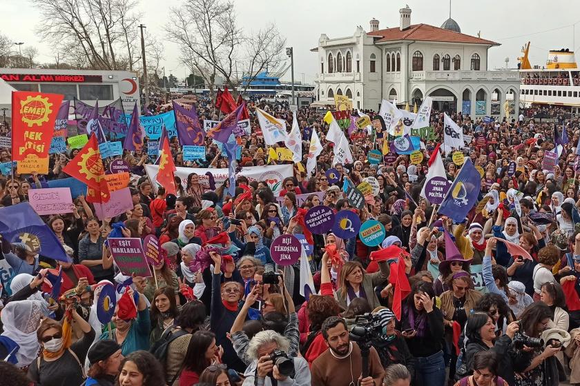 8 Mart eylemleri | Kadınlar krize, şiddete, savaşa karşı sokağa çıktı