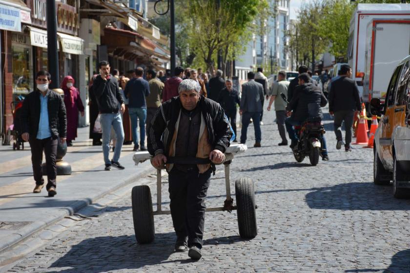 Sokağa çıkma yasağı sonrası Diyarbakır sokakları kalabalıktı