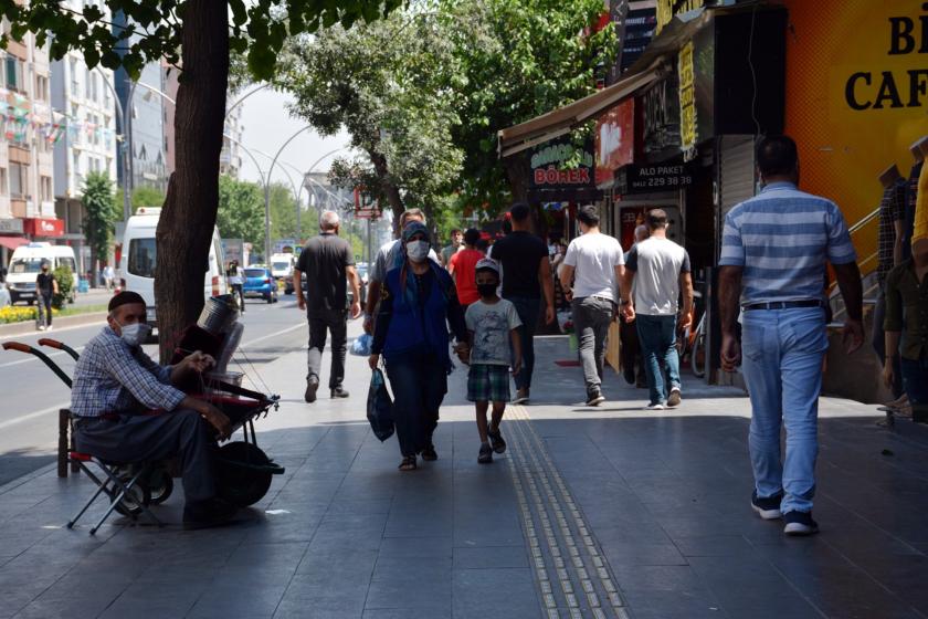 Dr. Halis Yerlikaya: Bölge’de yoksulluk, koronavirüsü bulaştırma riskini artırıyor