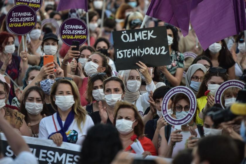 Kocaeli’de Rabia Buse Ş. evli olduğu Burhan Ş. tarafından bıçaklanarak ağır yaralandı