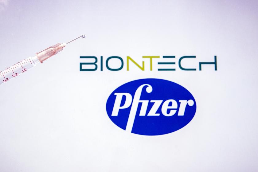 AB, BioNTech ile Pfizer'in Kovid-19 aşısından 300 milyon doz daha alacak