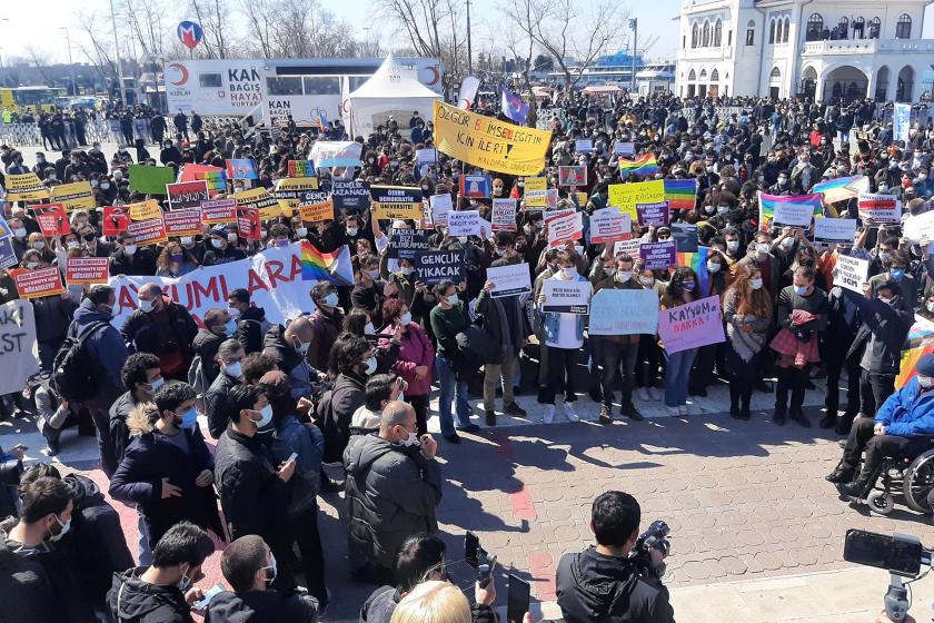 Kayyumun 2 yılı: Öğrenci haklarına tırpan, akademide kıyım