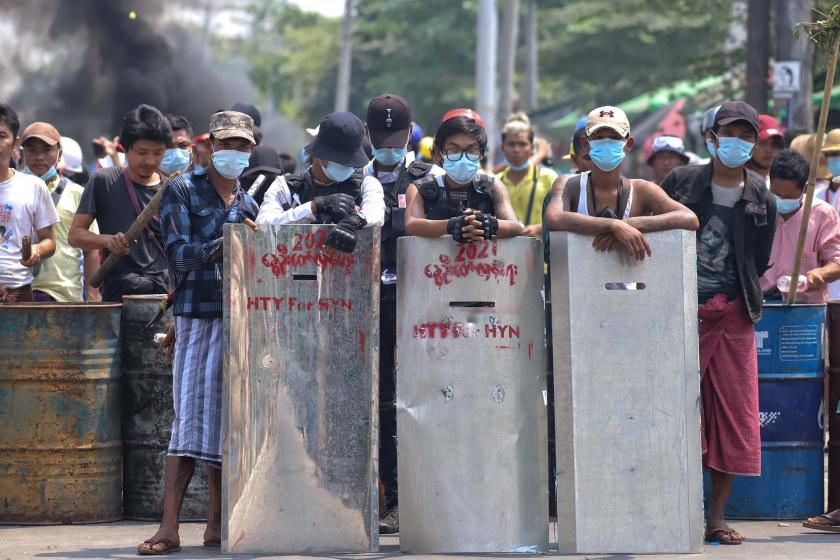 Myanmar'da darbe karşıtı eylemlerde yaşamını yitirenlerin sayısı 706'ya çıktı