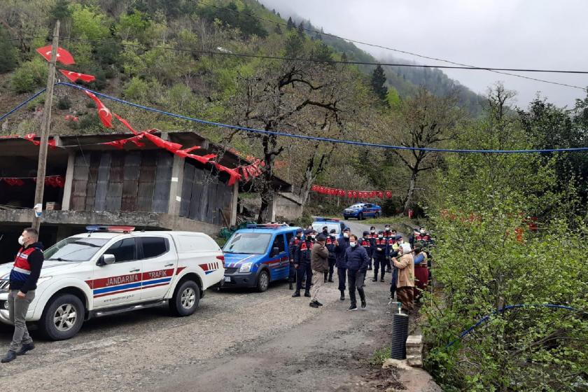 Cengiz İnşaat'ın taş ocağı için İşkencedere Vadisi'nde ağaç katliamı başladı