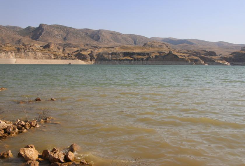 Yeni Hasankeyf’in atık suları arıtılmadan baraj gölüne dökülüyor