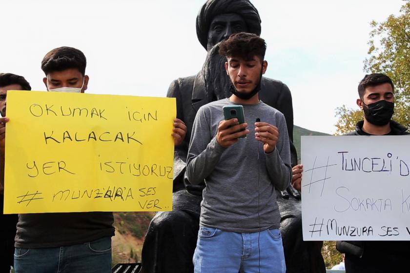 Dersim'de yurttan çıkarılan öğrenciler dışarıda kaldı