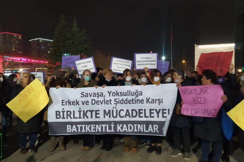 Ankara Batıkent'te kadınlardan 25 Kasım açıklaması: Mücadeleyi büyütüyoruz