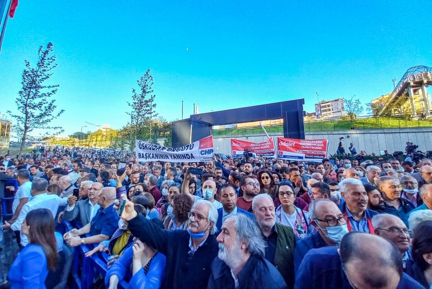 Canan Kaftancıoğlu’na verilen ceza tek adam rejiminin azınlık temsiliyle devamı için