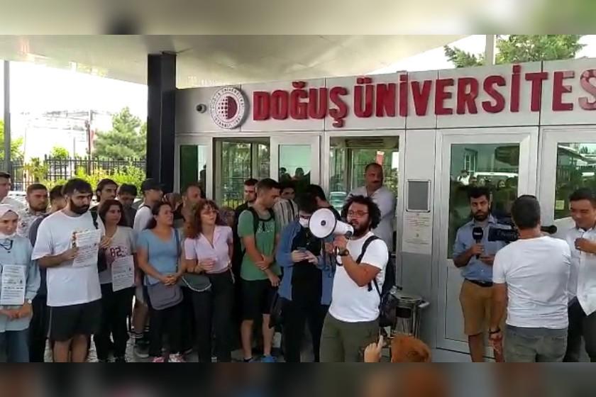 Doğuş Üniversitesi öğrencileri zamma ses çıkardı: Müşteri değil öğrenciyiz