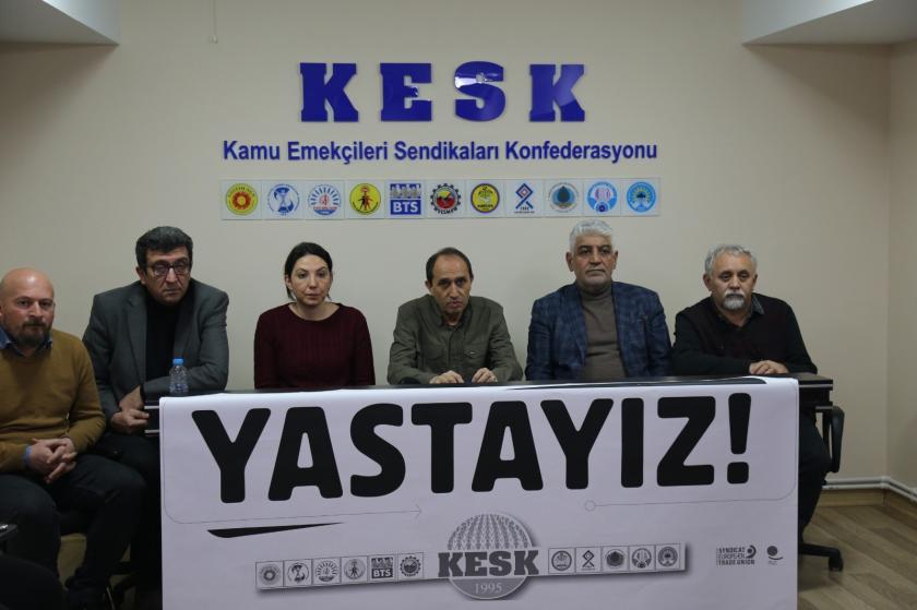 KESK: Deprem bölgelerinde koordinasyon açısından tam bir kaos hali yaşanıyor