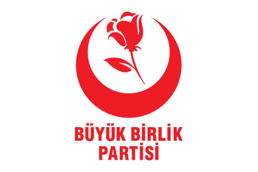 Büyük Birlik Partisi basın toplantısına davet ettiği gazetecilere para teklif etti