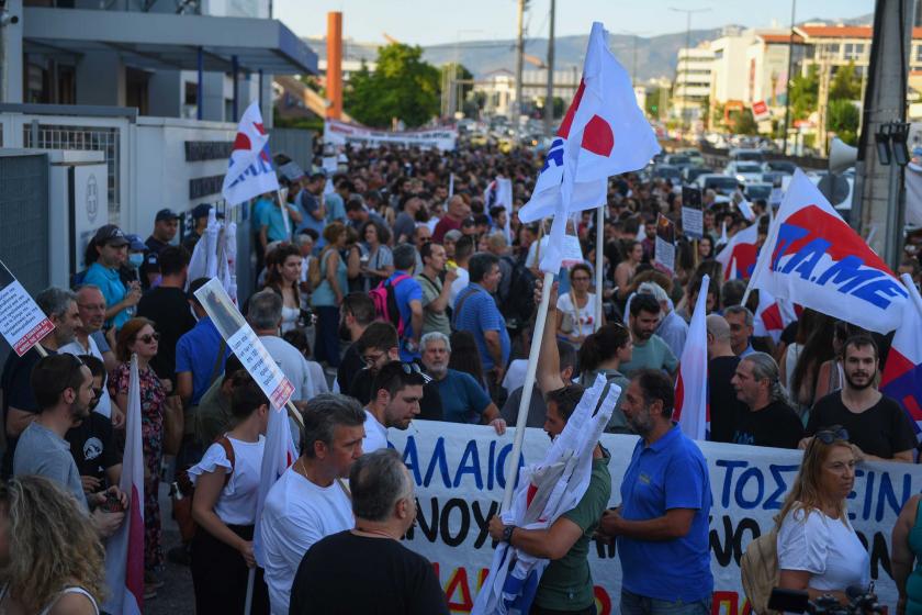 Atina’da orman yangınları eylemleri: Hükümet sorumluluktan kaçamaz