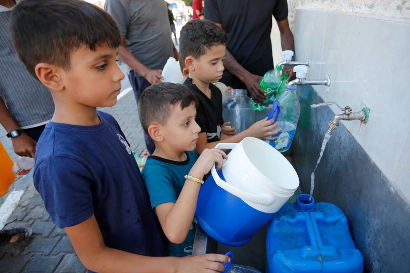 UNICEF: Gazze'de su tükendi, çocuklar kirli suları kullanıyor