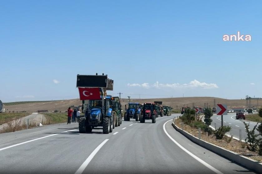 Konya’da çiftçiler artan maliyetleri protesto etti