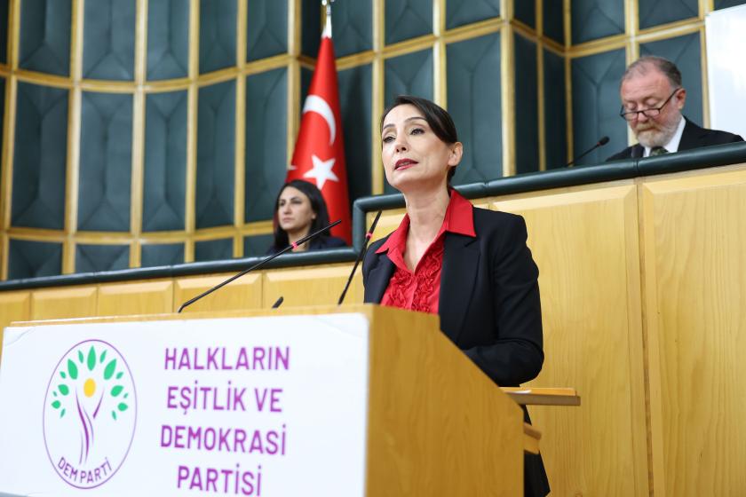 Hatimoğulları DEM Parti grubunda konuşuyor