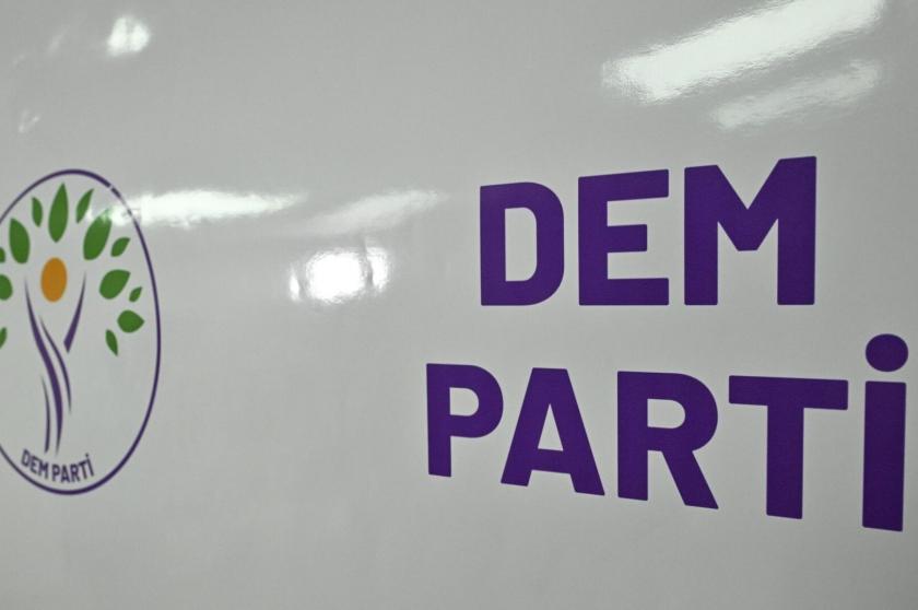 DEM Parti'den belediye başkanlarına cezalara tepki: Darbeci olarak anılacaksınız