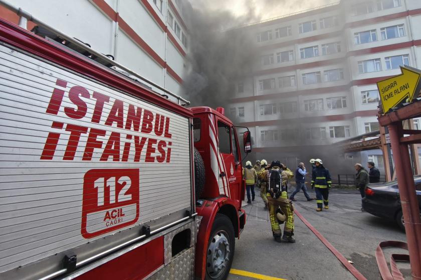 Yangına müdahale eden itfaiye eri yaşamını yitirdi