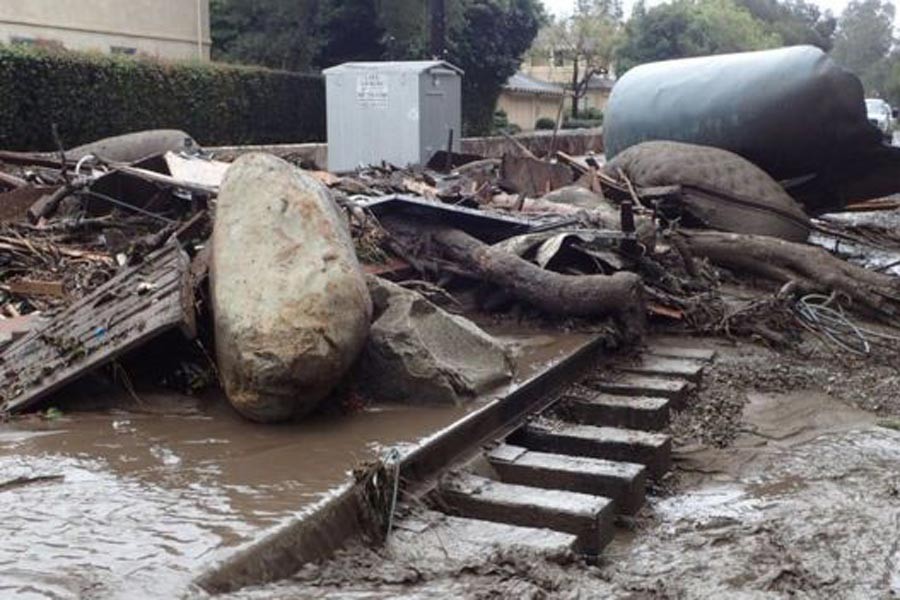 California'yı bu kez toprak kayması vurdu: En az 17 ölü