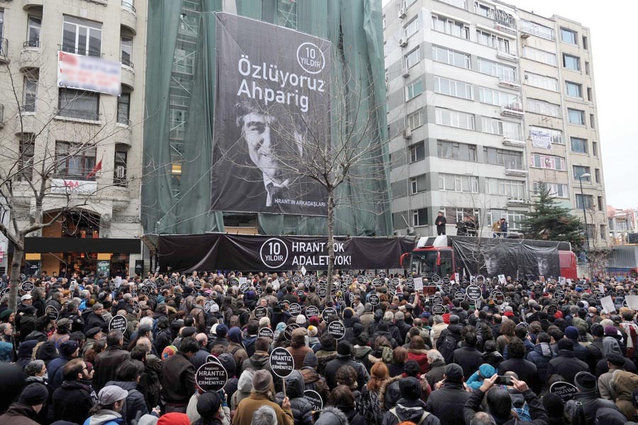 Hrant Dink’siz 11 yıl: Kötülüğe direnmeyi ondan biliyoruz...