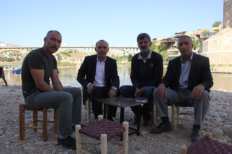 Köylerine yeni Hasankeyf inşa edildi ama kendilerine ev verilmedi