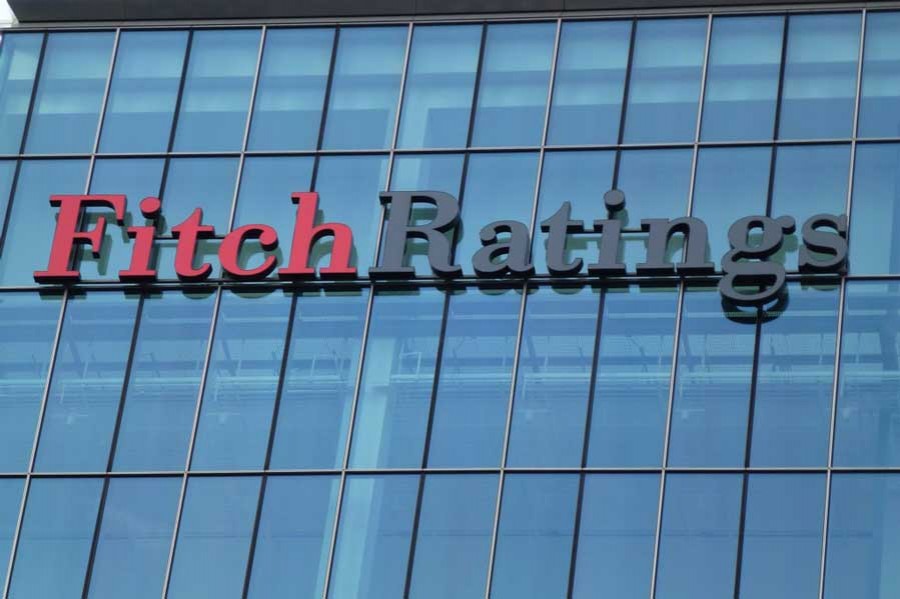 Fitch, Türkiye'nin kredi notunu düşürdü