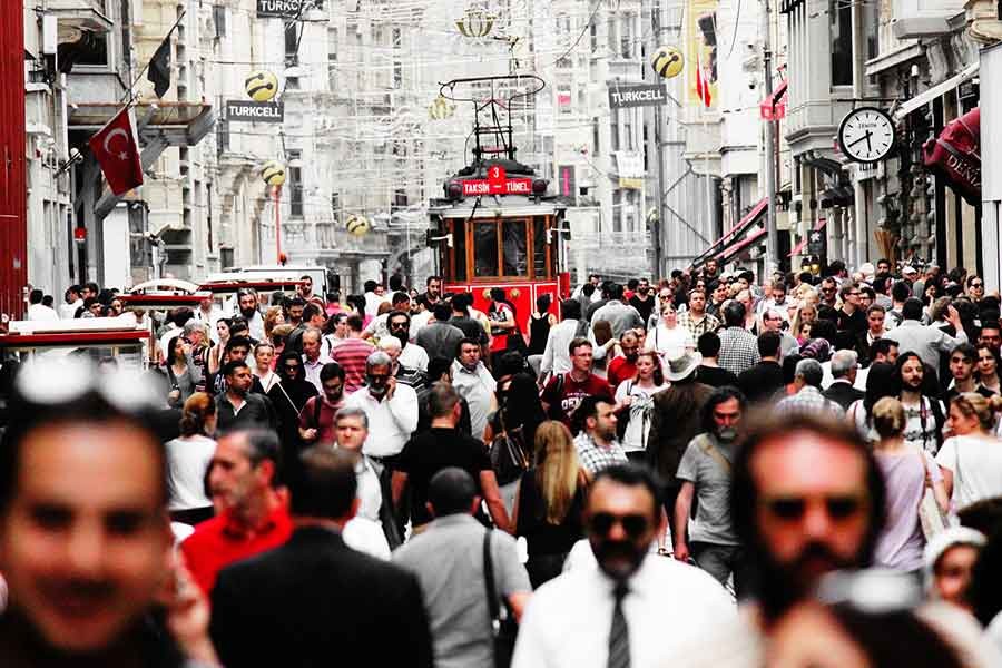 "Halkın yüzde 80’i açlık ve yoksulluk sınırının altında yaşıyor"