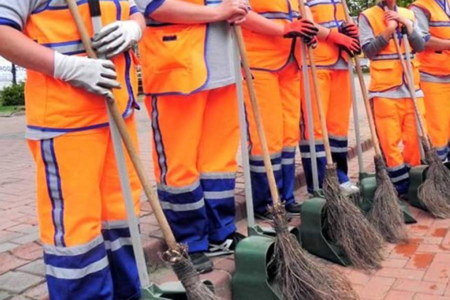 Elazığ'da AKP'li belediye başkanının eski personeli temizlik işlerine verdiği iddia edildi