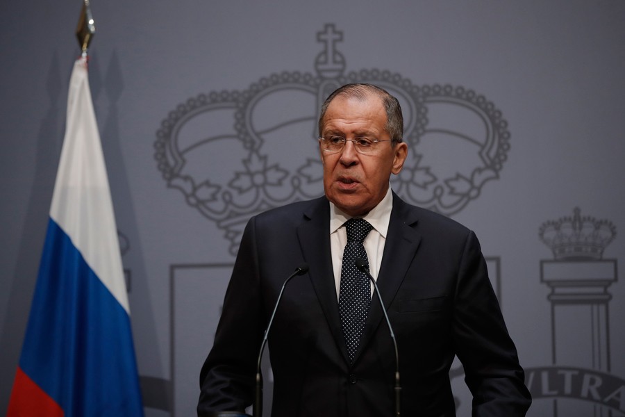 Lavrov'dan NATO'nun askeri eylemlerine 'karşılık veriririz' açıklaması