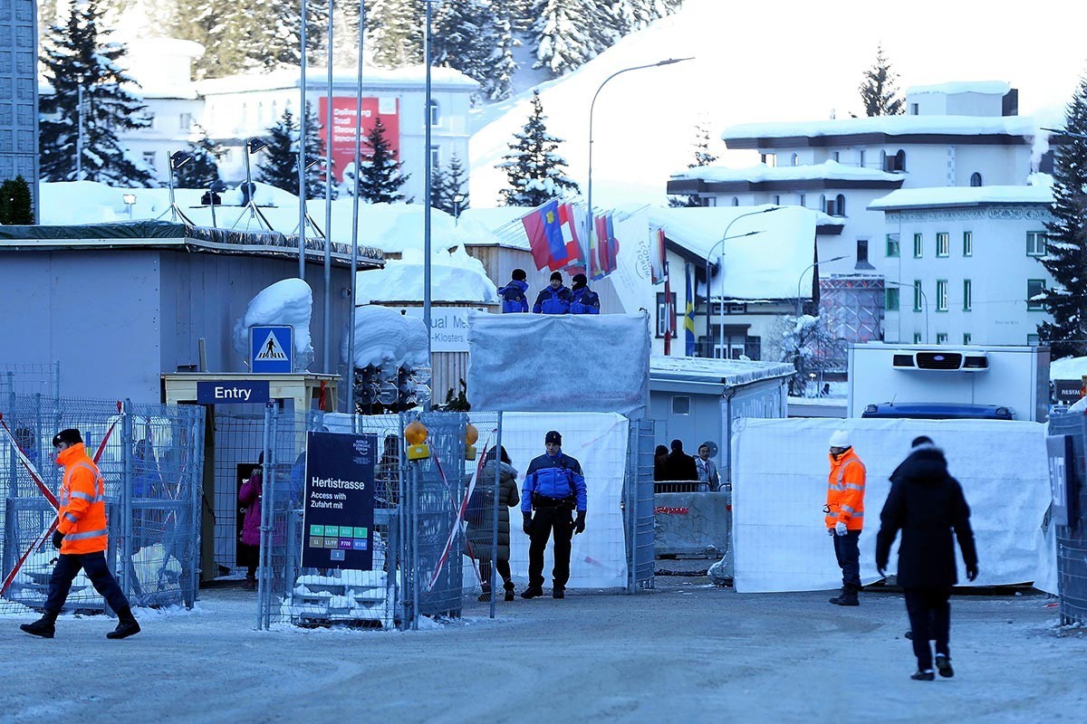 Servetine servet katanlar Davos’ta bir araya geldi