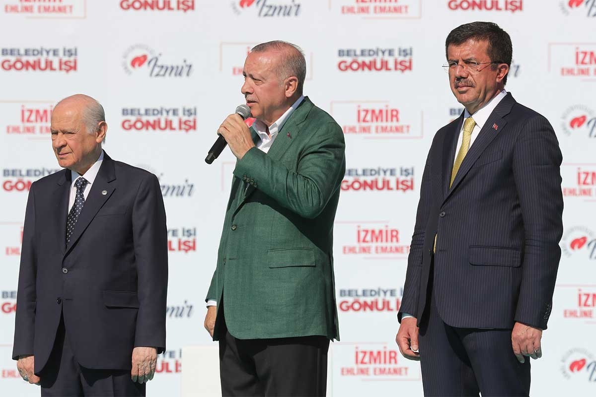 Erdoğan, İzmir'de konuştu: Hanım kardeşlerim istediği gibi giyiniyor