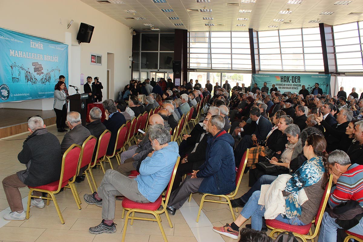 İzmir’de dönüşüm mağduru mahallelerden adaylara: Bizimle misiniz?