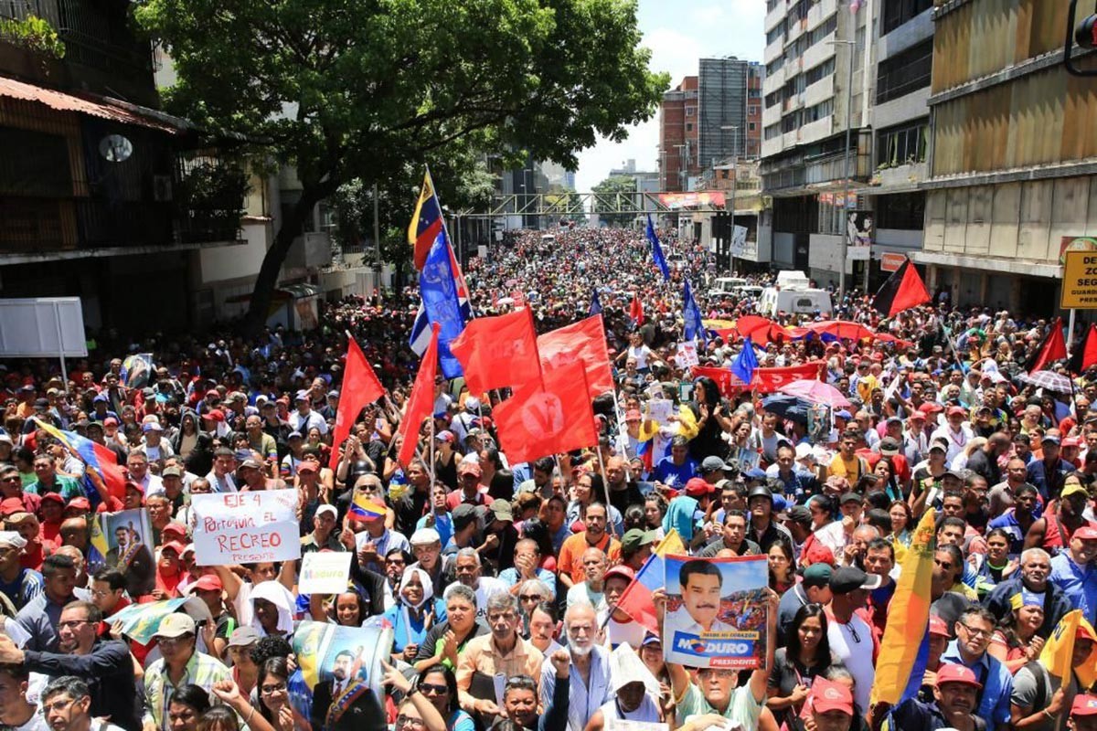 Venezuela'da ABD destekli Guaido'dan darbe girişimi