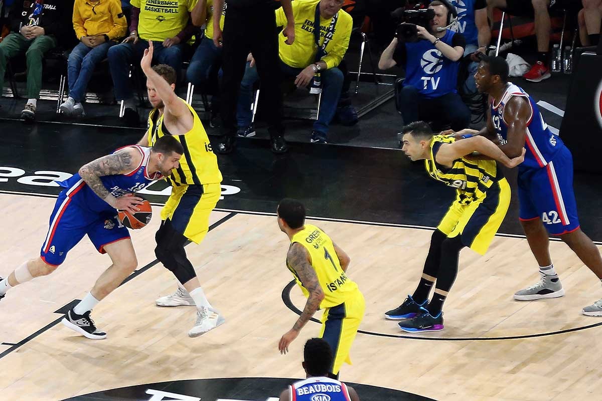 Anadolu Efes-Fenerbahçe maçı