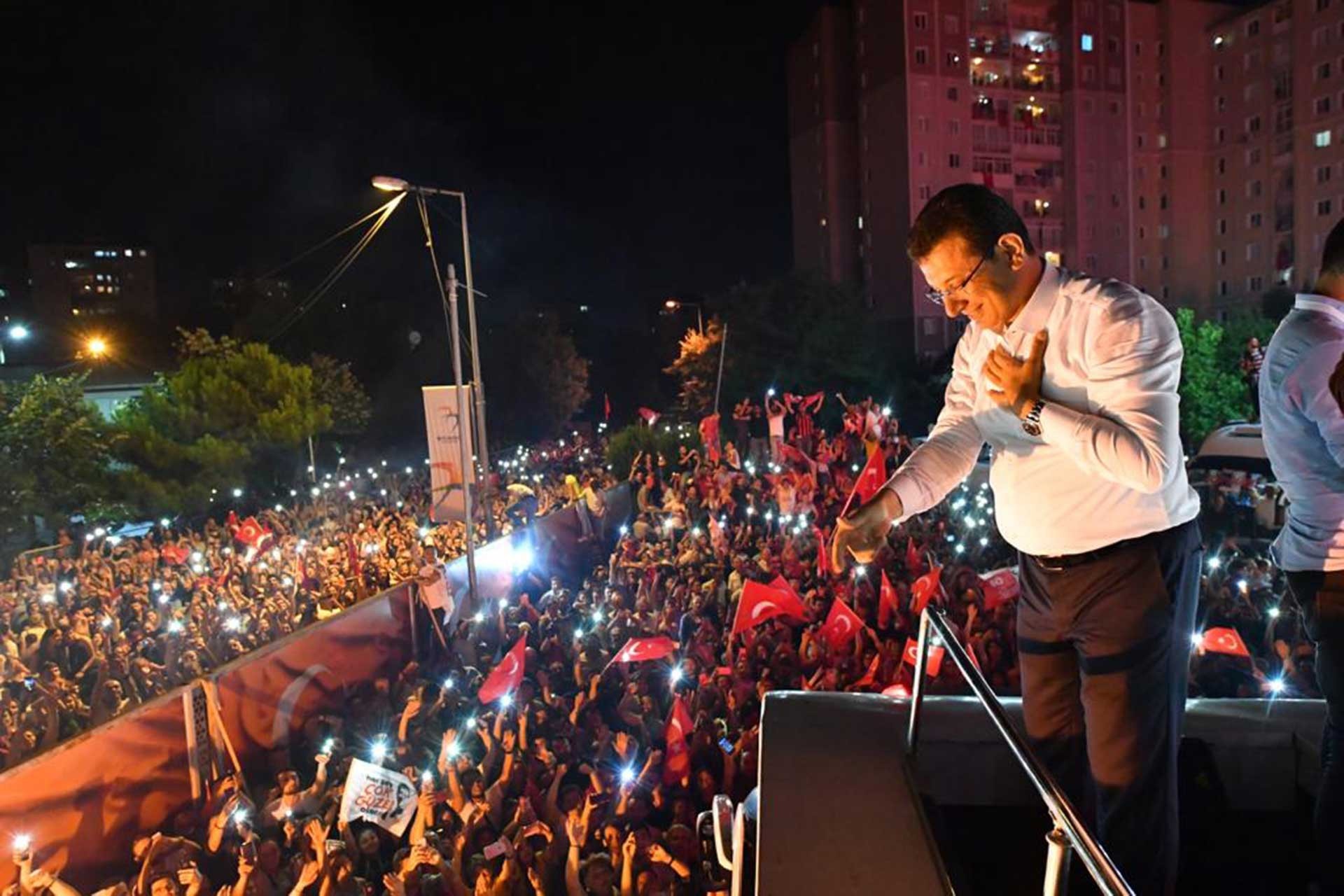 Ekrem İmamoğlu rewins the rerun election in Istanbul with a majority close to 10%