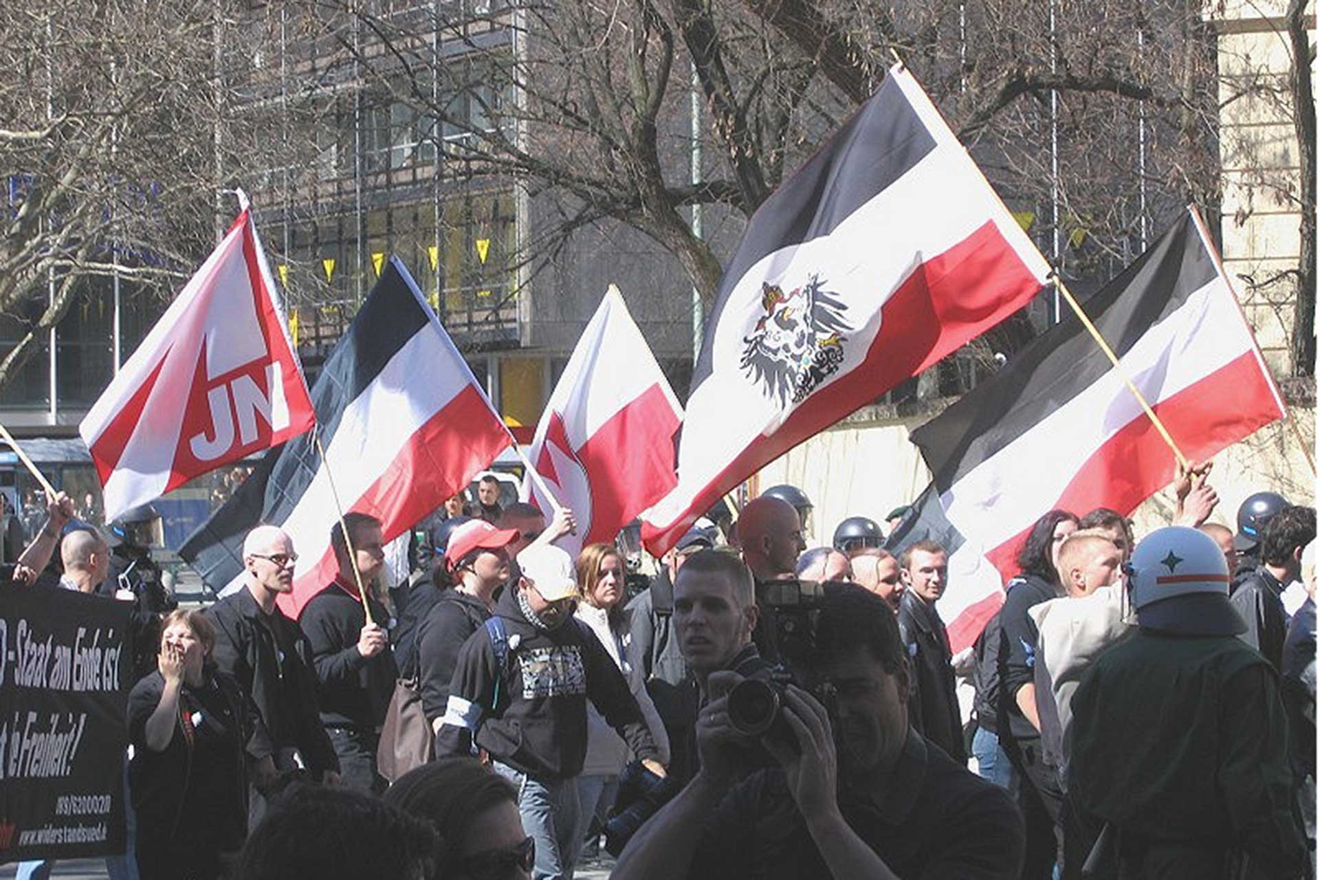 Almanya'da Neonazi suikastı | Vali Lübcke'yi öldürdüğünü itiraf etti