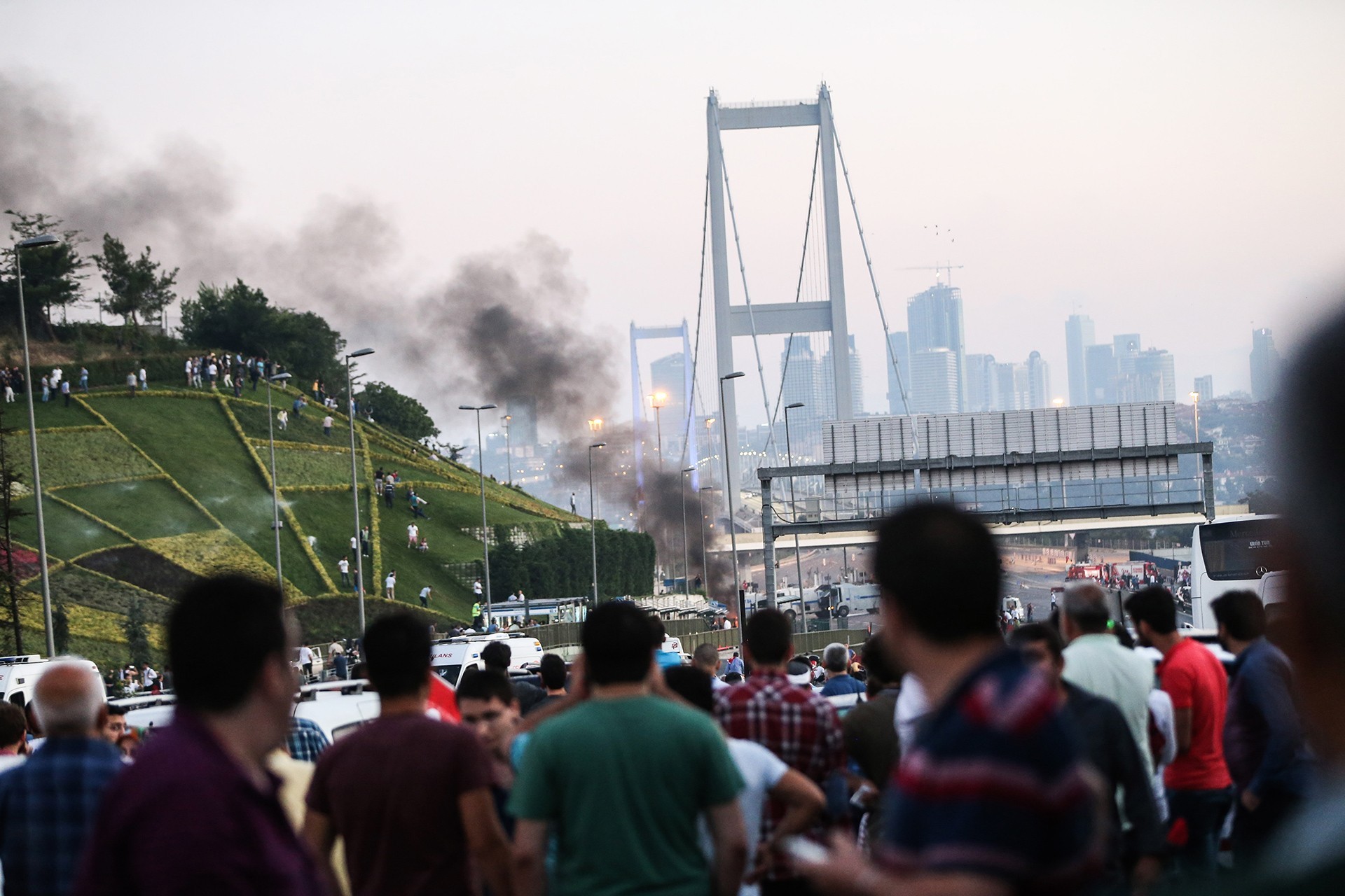 CHP'li Özgür Özel: Bilinmeyen tek bir şey var, o da darbenin siyasi ayağı