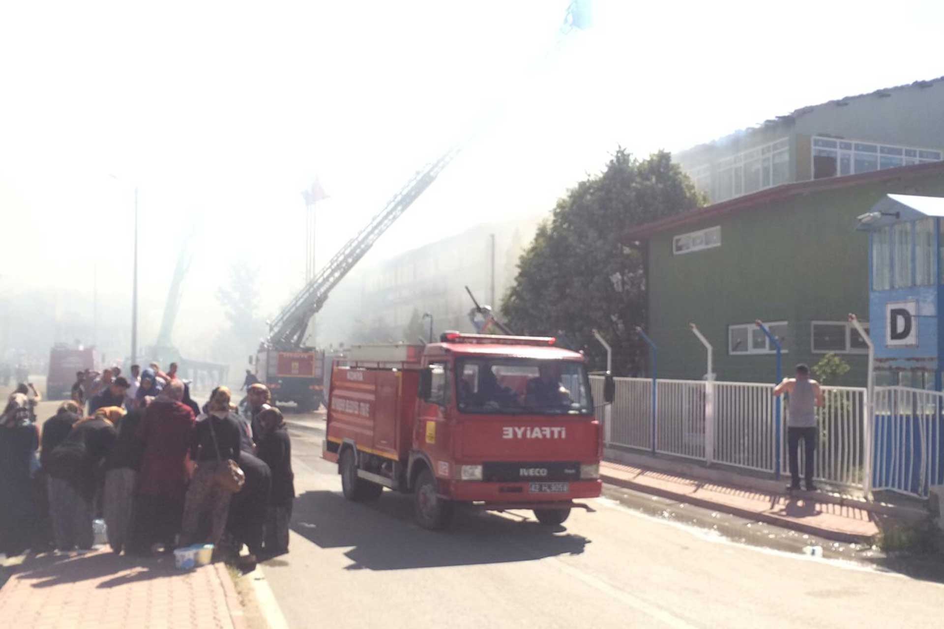 Konya Beyşehir'deki silah fabrikasında yangın