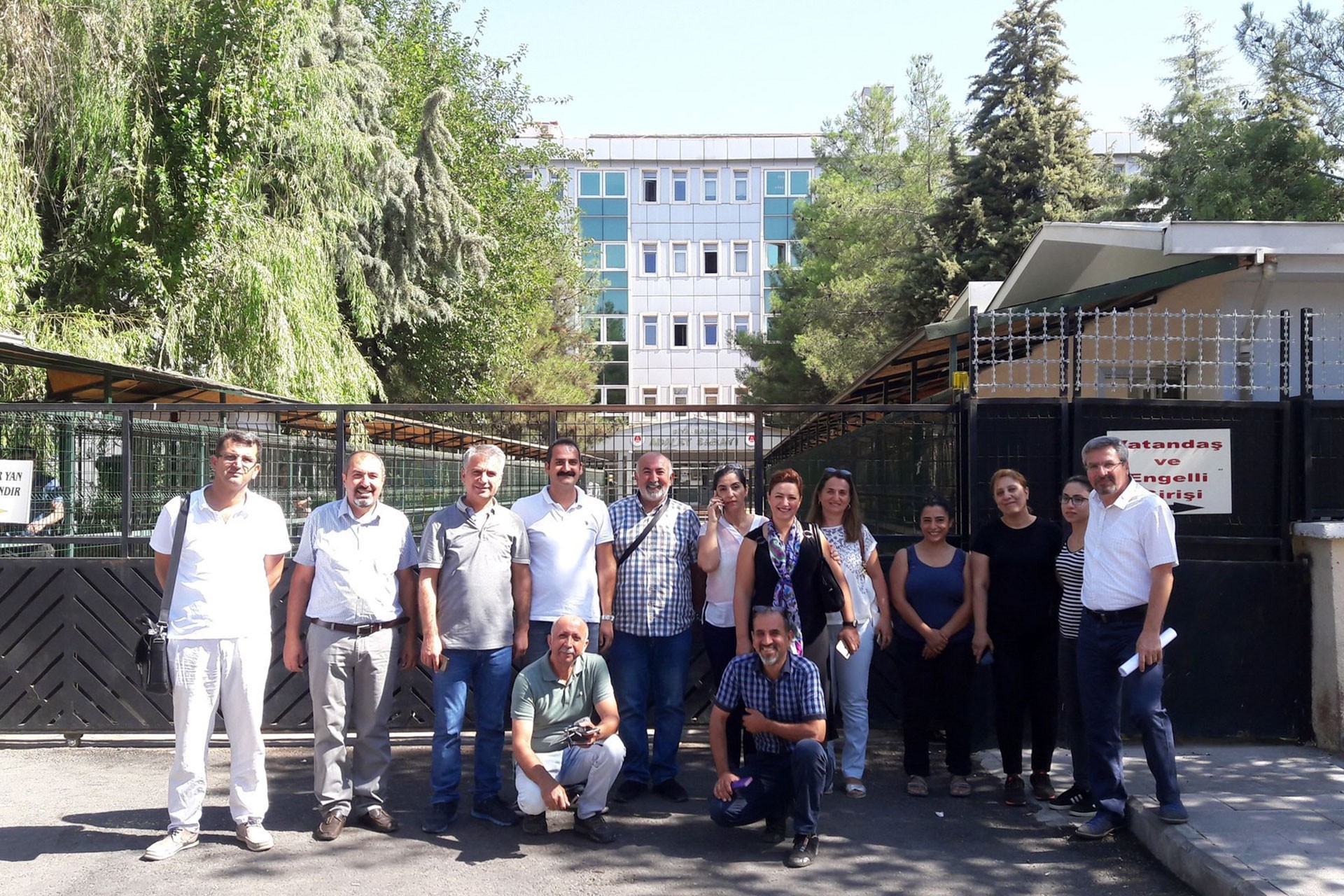 Three peace declaration signatory academics acquitted in Diyarbakır