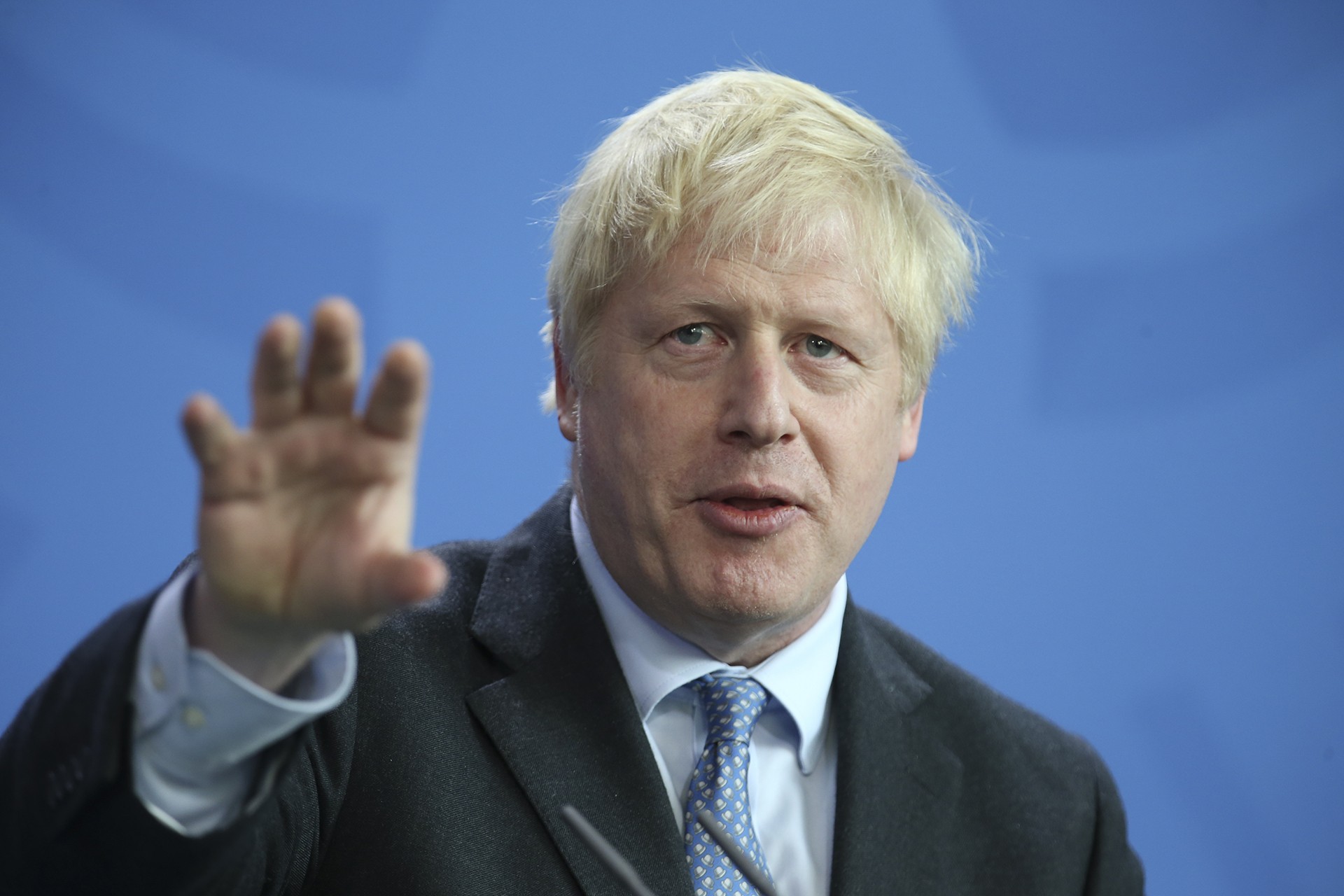 İngiltere Başbakanı Boris Johnson koronavirüs kaptı